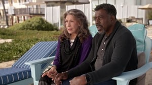 Grace a Frankie Honba za pokladem