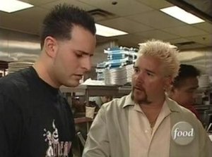 Diners, Drive-Ins and Dives 6. epizoda