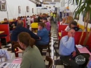 Diners, Drive-Ins and Dives 11. epizoda