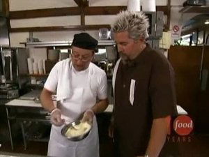 Diners, Drive-Ins and Dives 3. epizoda