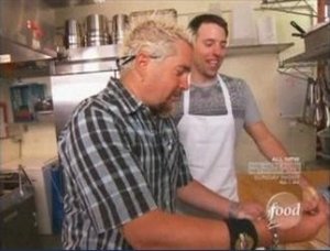 Diners, Drive-Ins and Dives 9. epizoda