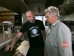 Diners, Drive-Ins and Dives 9. epizoda