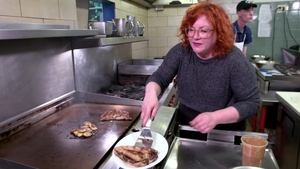 Diners, Drive-Ins and Dives 6. epizoda