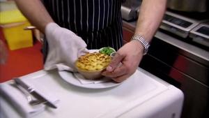 Diners, Drive-Ins and Dives 10. epizoda