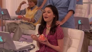  iCarly zvažuje změnu školy
