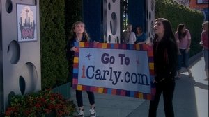  iCarly chce více sledujících