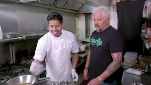 Diners, Drive-Ins and Dives 15. epizoda
