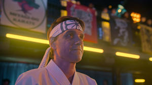 Cobra Kai Někdo musí z kola ven