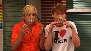 Austin a Ally Princezny & ceny